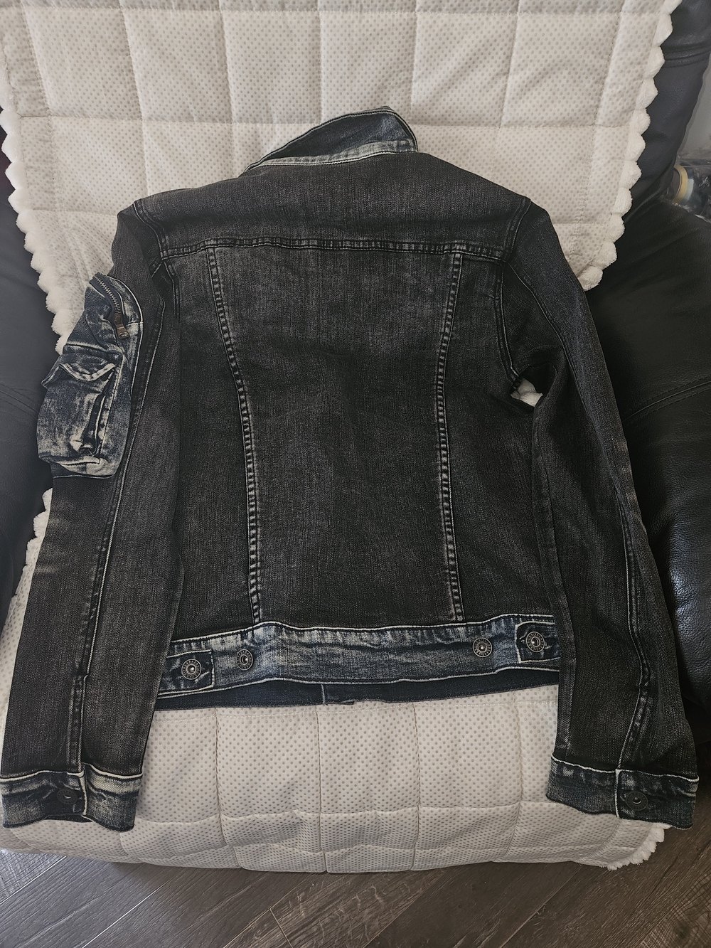 Valabasas Men's Black "Captain" Denim Jacket - Picture 2 of 2